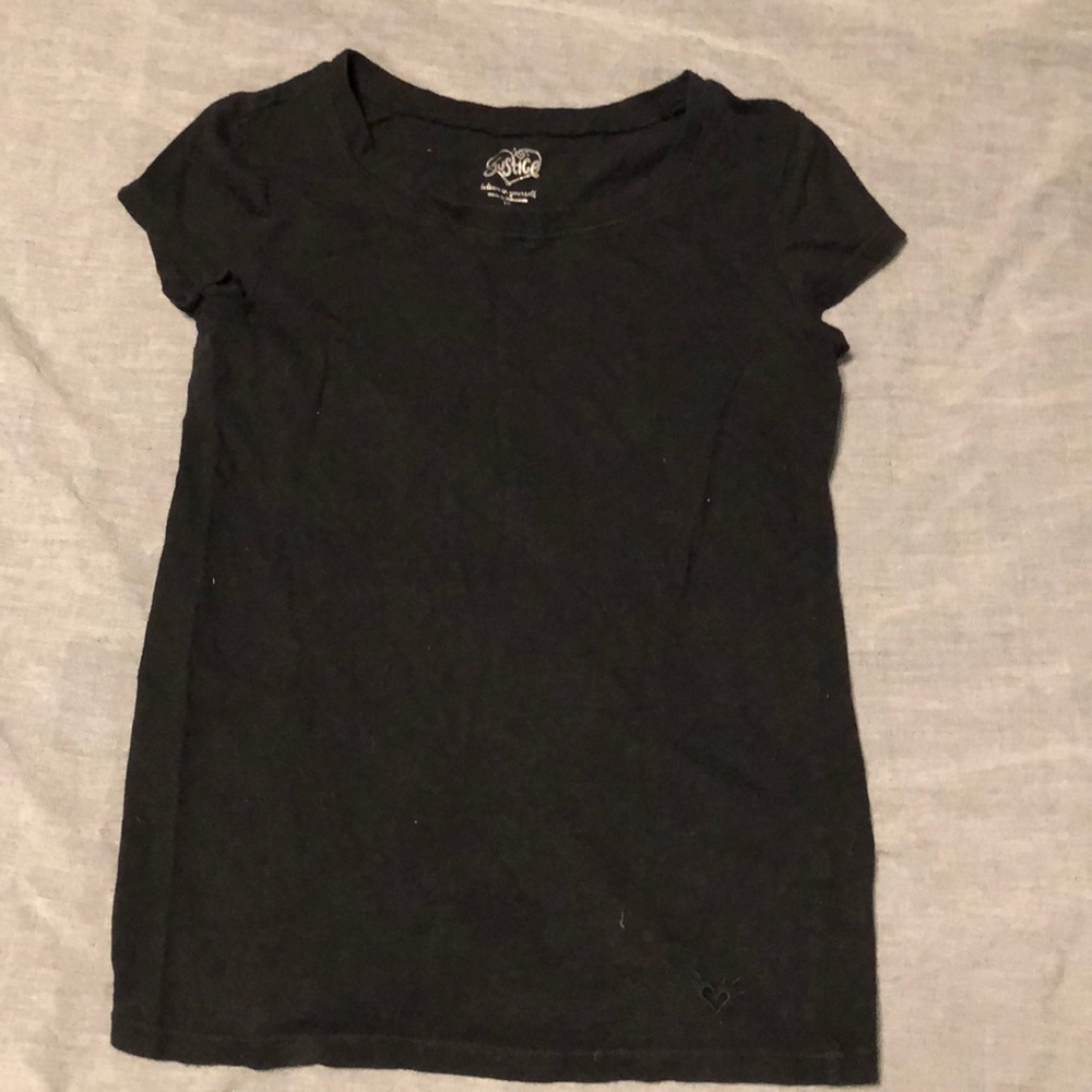 justice girls black tee ☺️